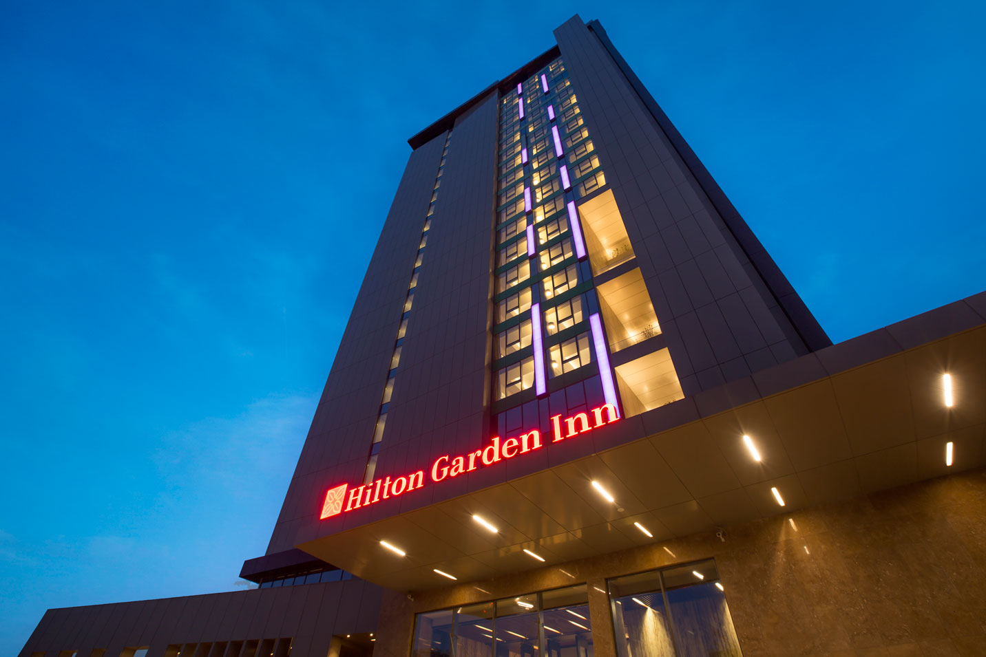Kinza Yapı | Hılton Garden Inn Hotel Istanbul